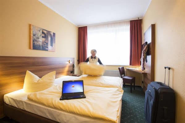 Hotel Westfalia Halle  Kültér fotó